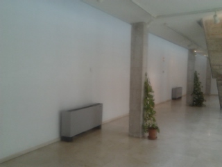 Sala de exposiciones del Centro Cívico vacía